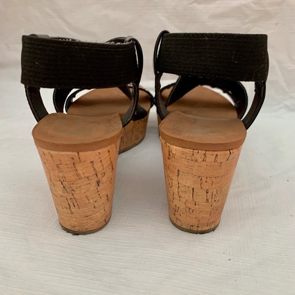 Embellished Strappy Platform Sandals - Picture 5 of 7